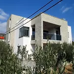 Olives Garden Apartment Trogir