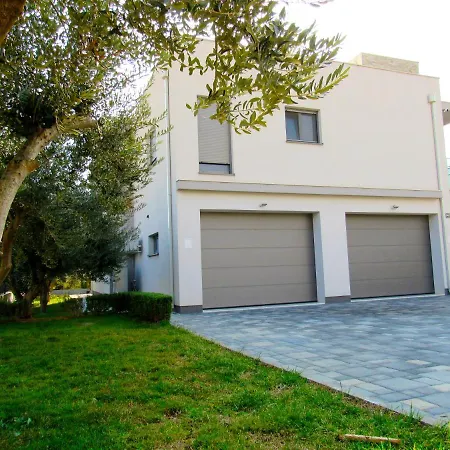 Olives Garden Apartamento *