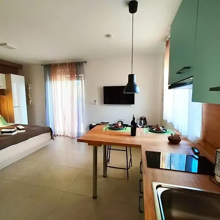 דירה Olives Garden טרוגיר